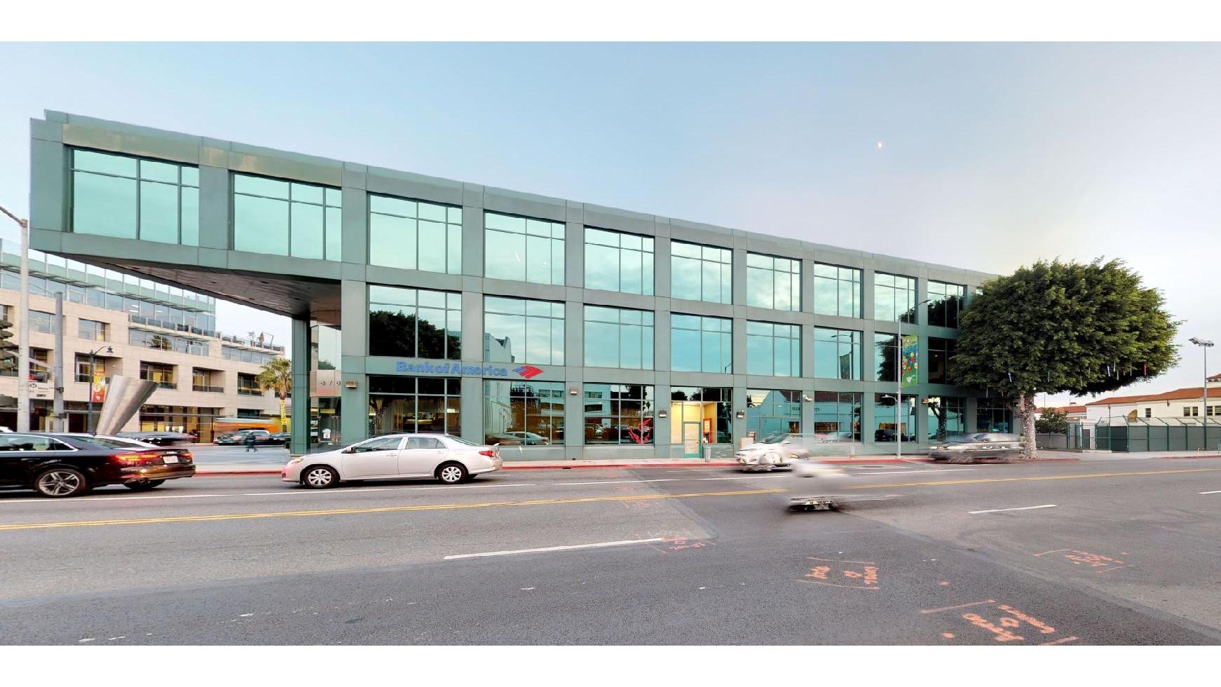Bank of America Financial Center 01