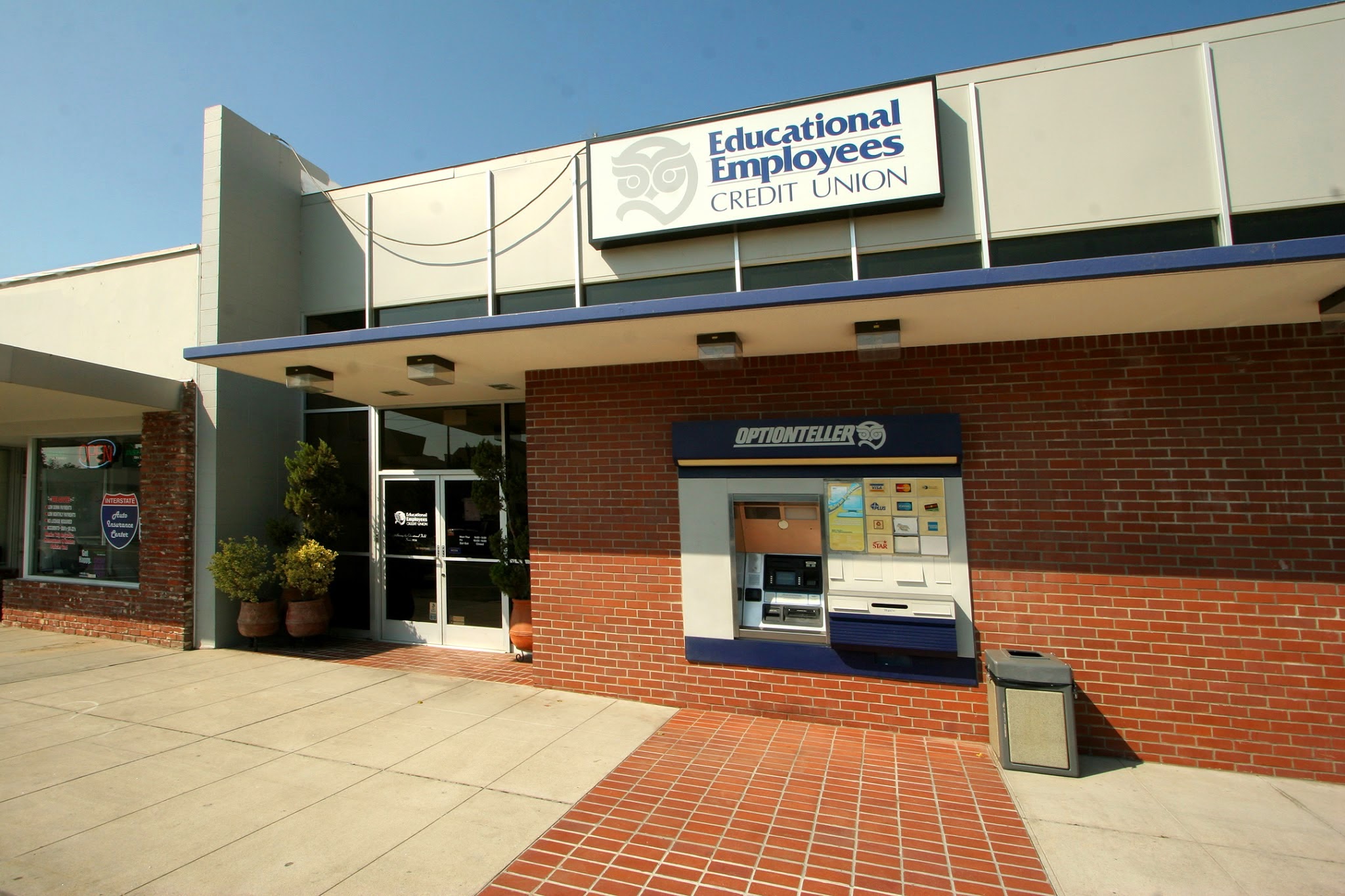 Educational Employees Credit Union - EECU - Selma Branch 01