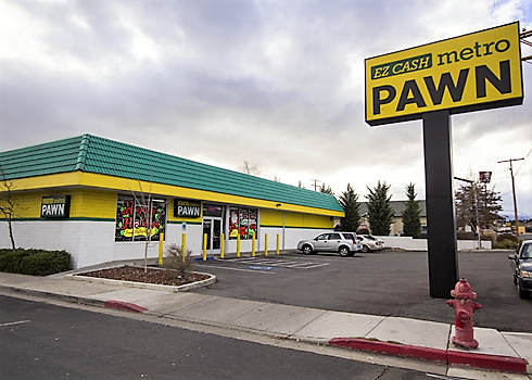 MetroPawn 01
