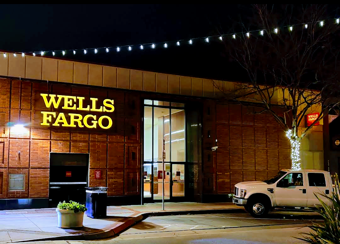 Wells Fargo Bank 01