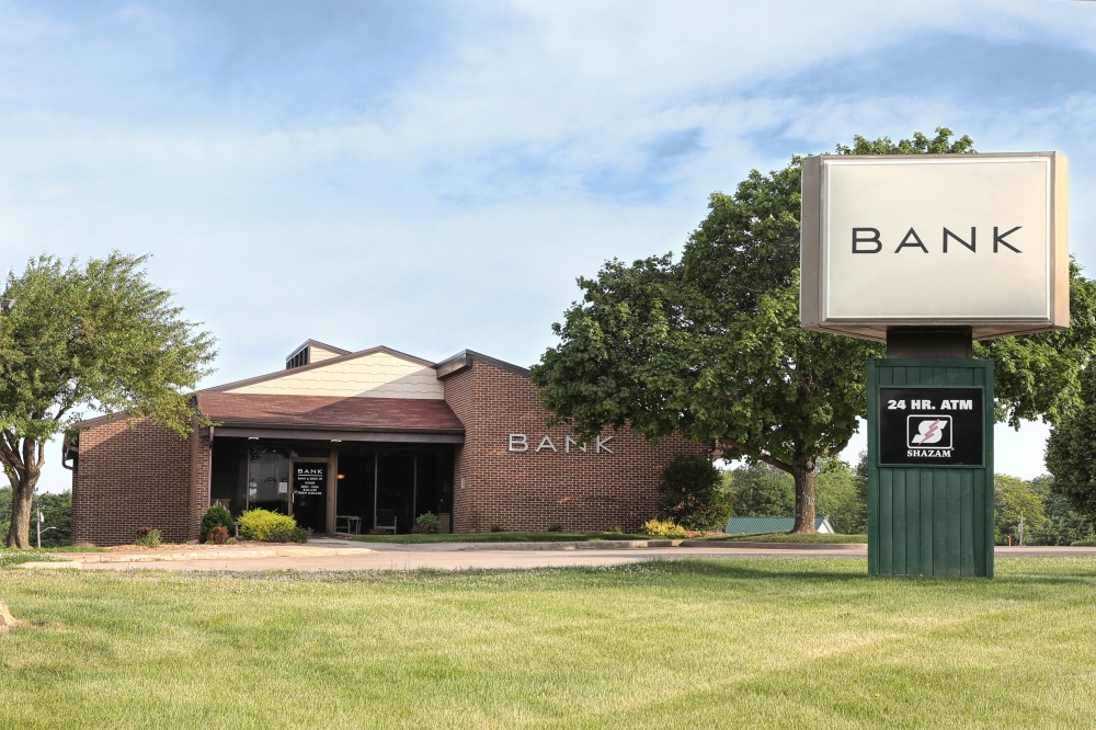 BANK 01