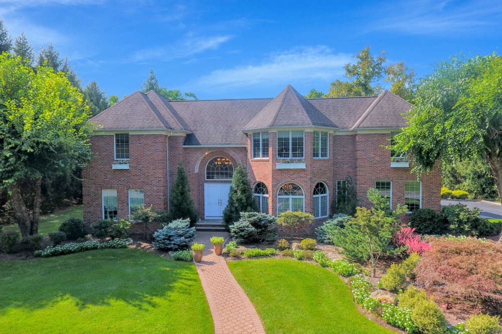 Catherine E Mulvey, Realtor 01