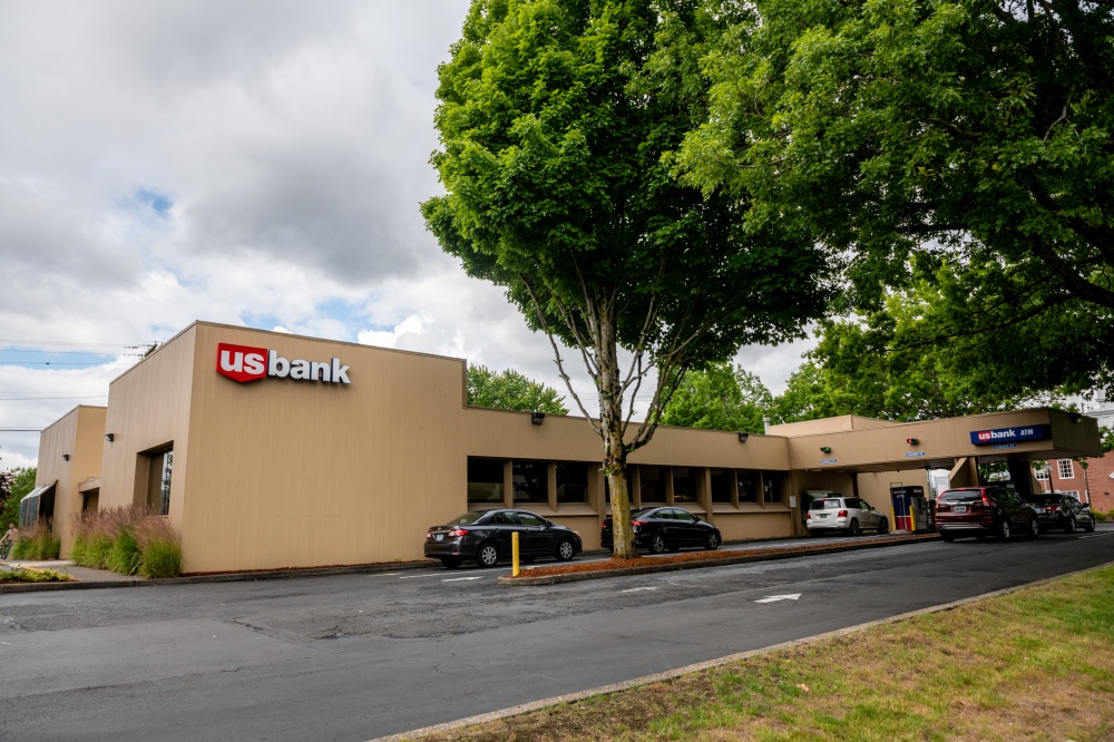 U.S. Bank Branch 01