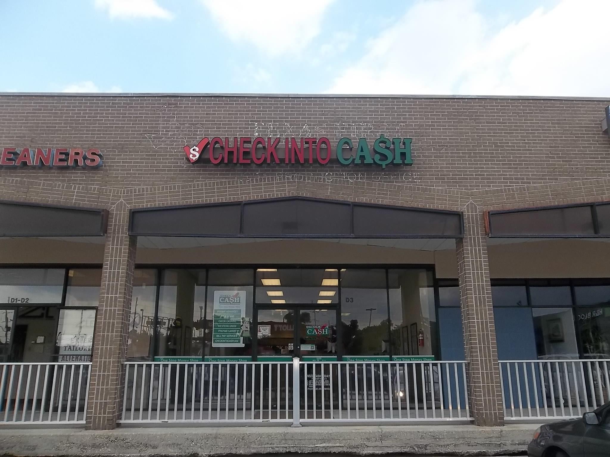 Check Into Cash 01
