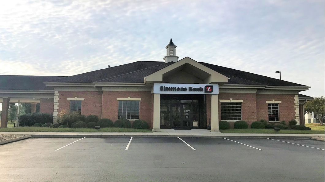 Simmons Bank 01