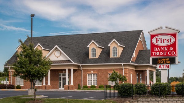 First Bank & Trust Co. - Wytheville 01