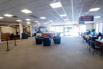 Kinecta Federal Credit Union - Woodland Hills 03