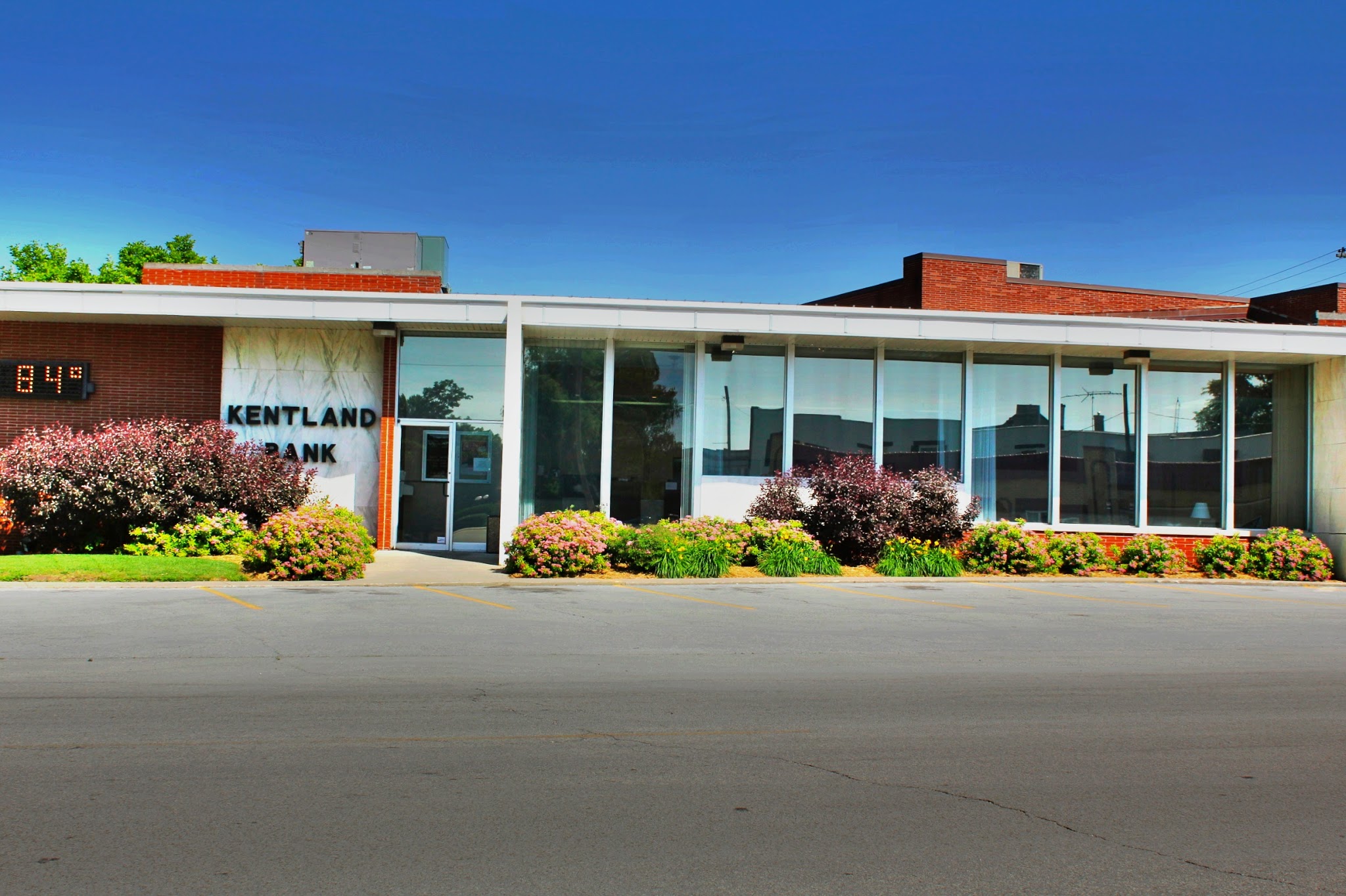 Kentland Bank 01
