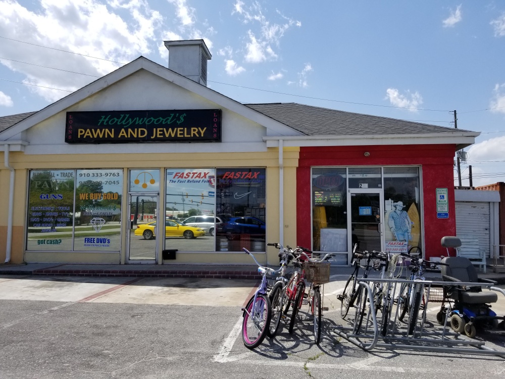 Hollywood's Pawn & Jewelry 01