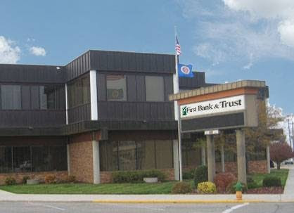 First Bank & Trust, Pipestone 01