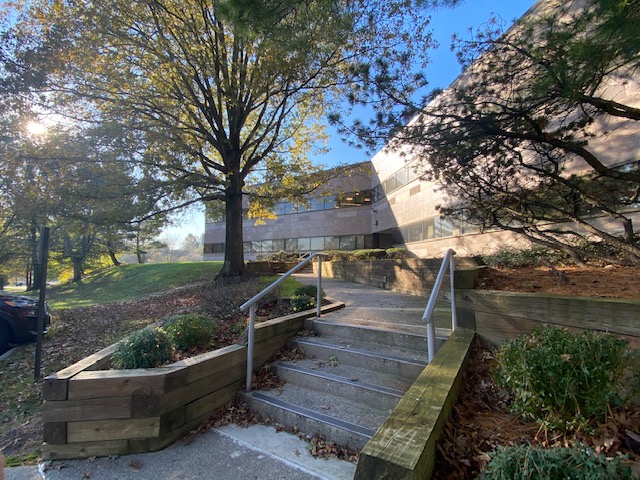 Madison Trust Company 01