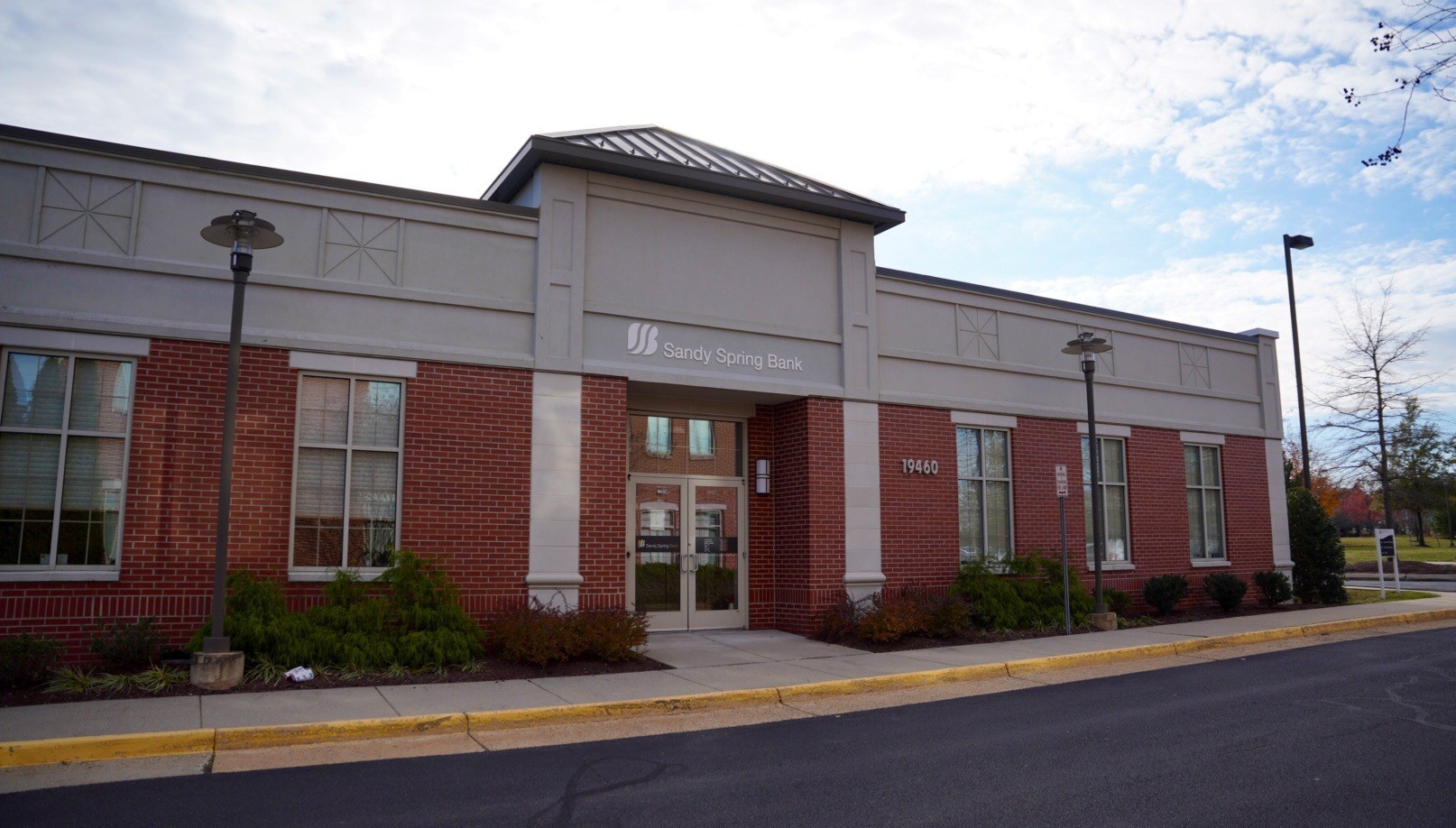 Sandy Spring Bank 01