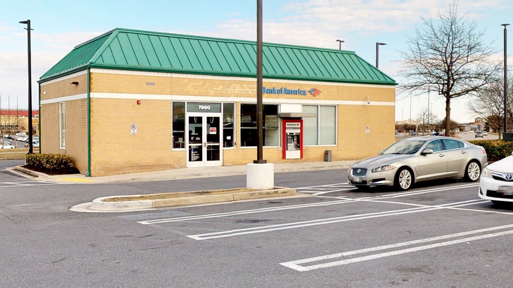 Bank of America (with Drive-thru ATM) 01