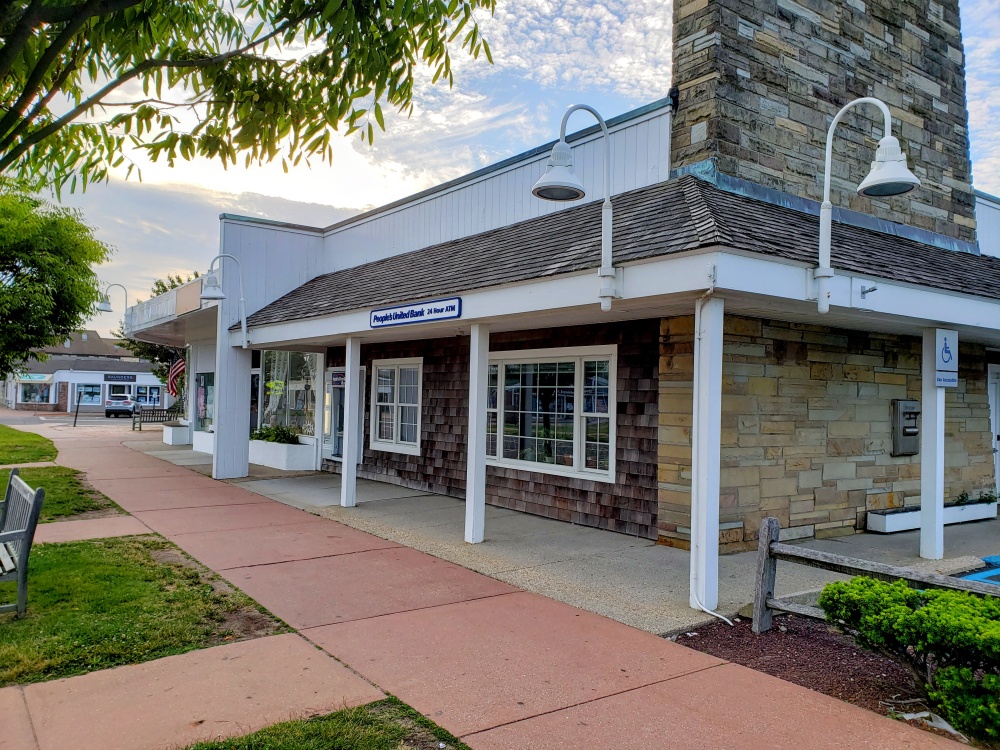 People's United Bank 01