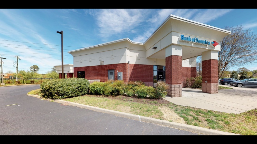 Bank of America (with Drive-thru ATM) 01