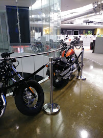 Harley-Davidson Financial Services 02