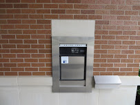 UMB Bank (with drive-thru services) 04