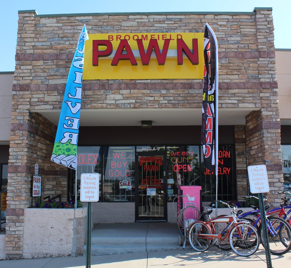 Broomfield Pawn 01