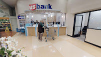 U.S. Bank Branch 02
