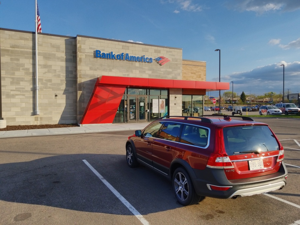 Bank of America (with Drive-thru ATM) 01
