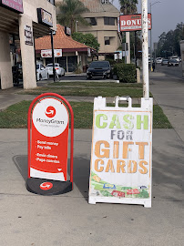 Topanga Check Cashing Services 01
