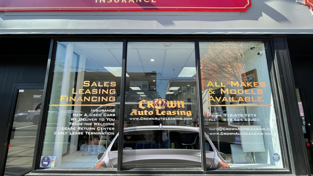 Crown Auto Leasing 01