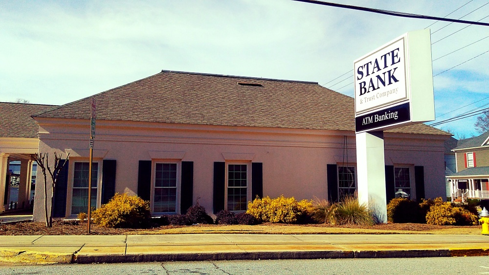 Cadence Bank - Walnut Branch 01