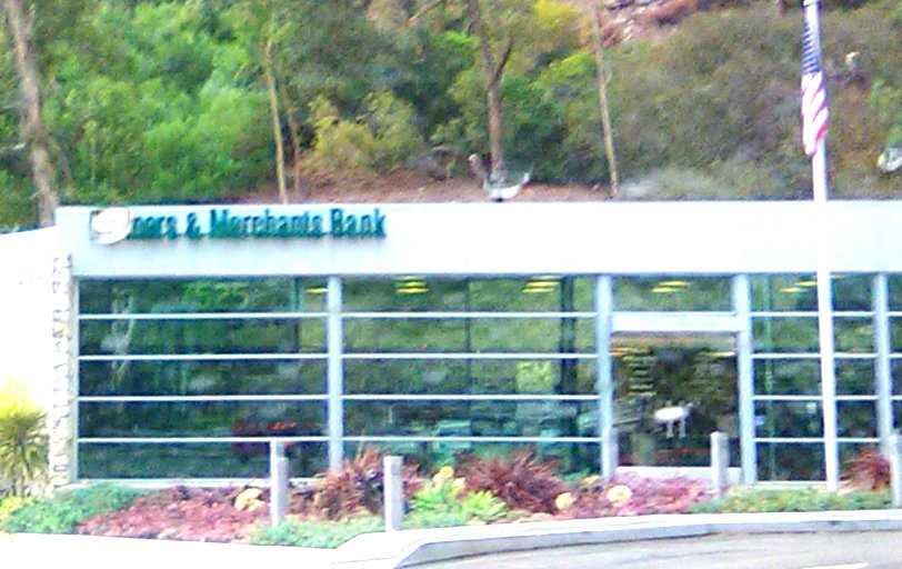Farmers & Merchants Bank 01