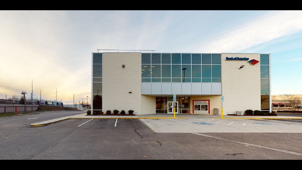 Bank of America (with Drive-thru services) 01