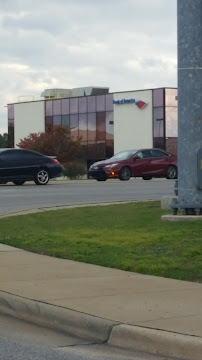 Bank of America (with Drive-thru services) 04