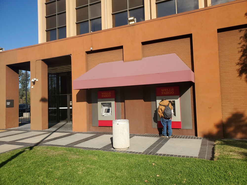 Wells Fargo Bank 01