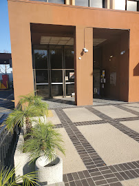 Wells Fargo Bank 02