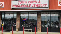 Tom's Pawn & Wholesale Jewelry 01