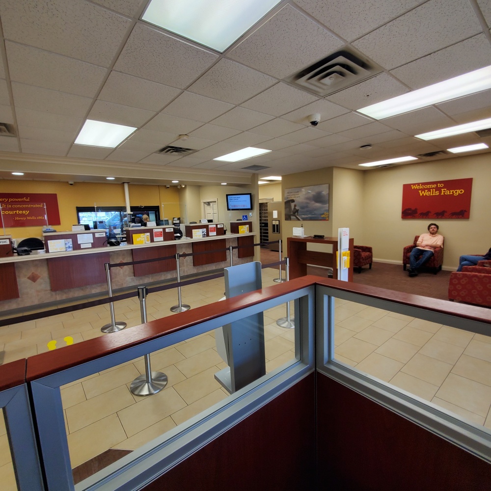 Wells Fargo Bank 01