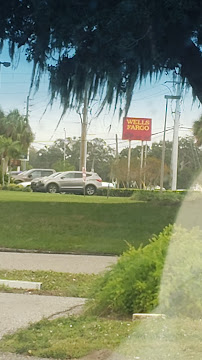 Wells Fargo Bank 02