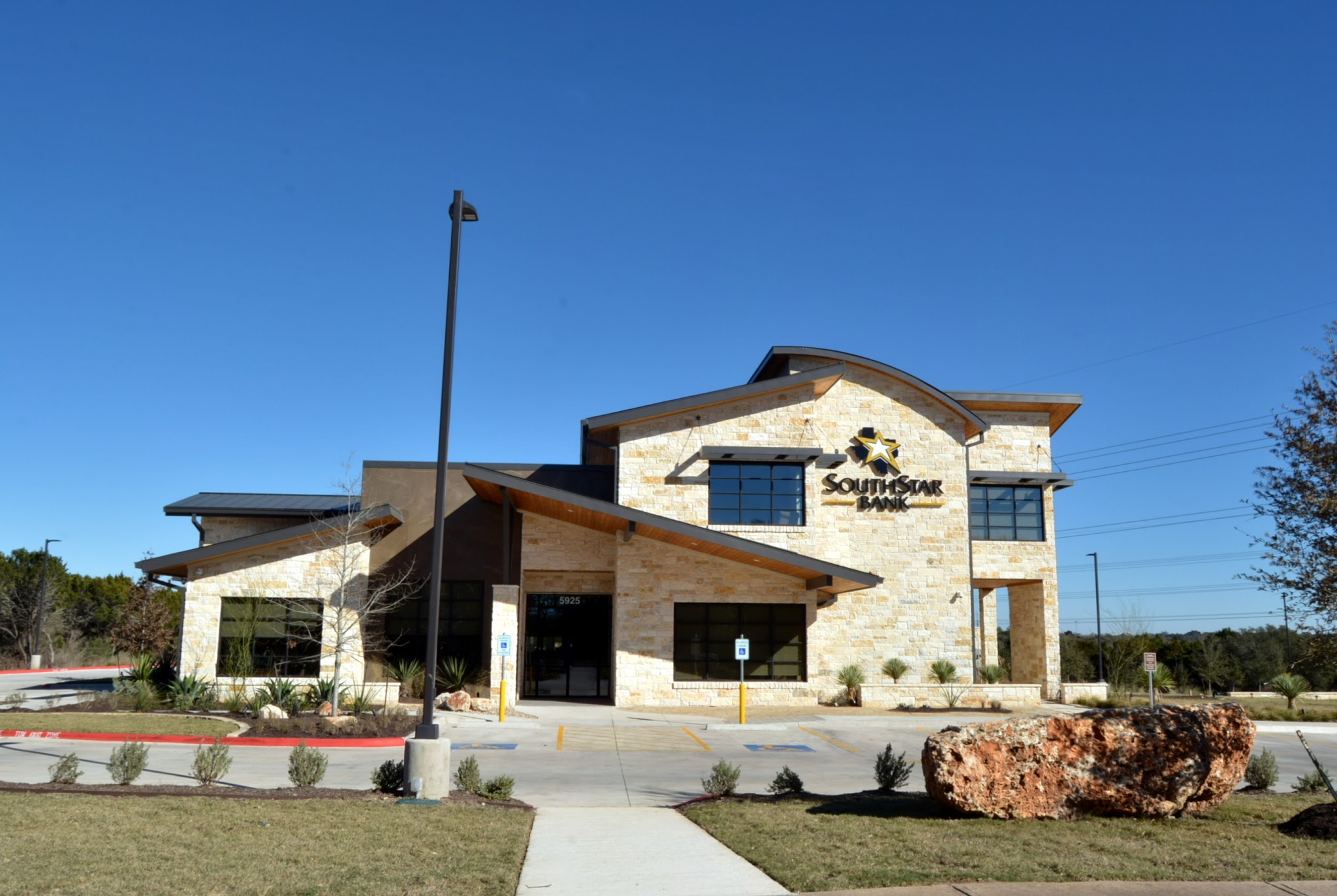 SouthStar Bank, Steiner Ranch 01