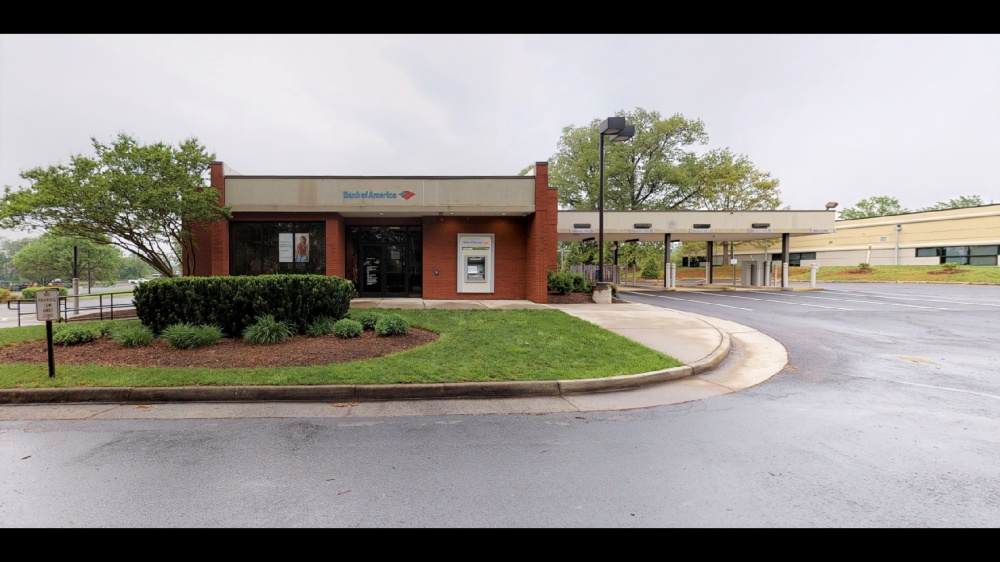 Bank of America (with Drive-thru ATM) 01