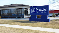 PyraMax Bank 02