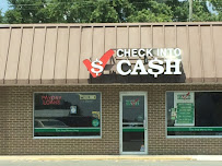 Check Into Cash 02