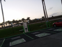 Bank of America (with Drive-thru ATM) 04