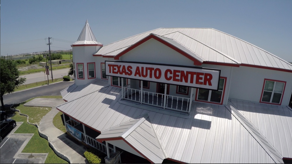 Texas Auto Center 01