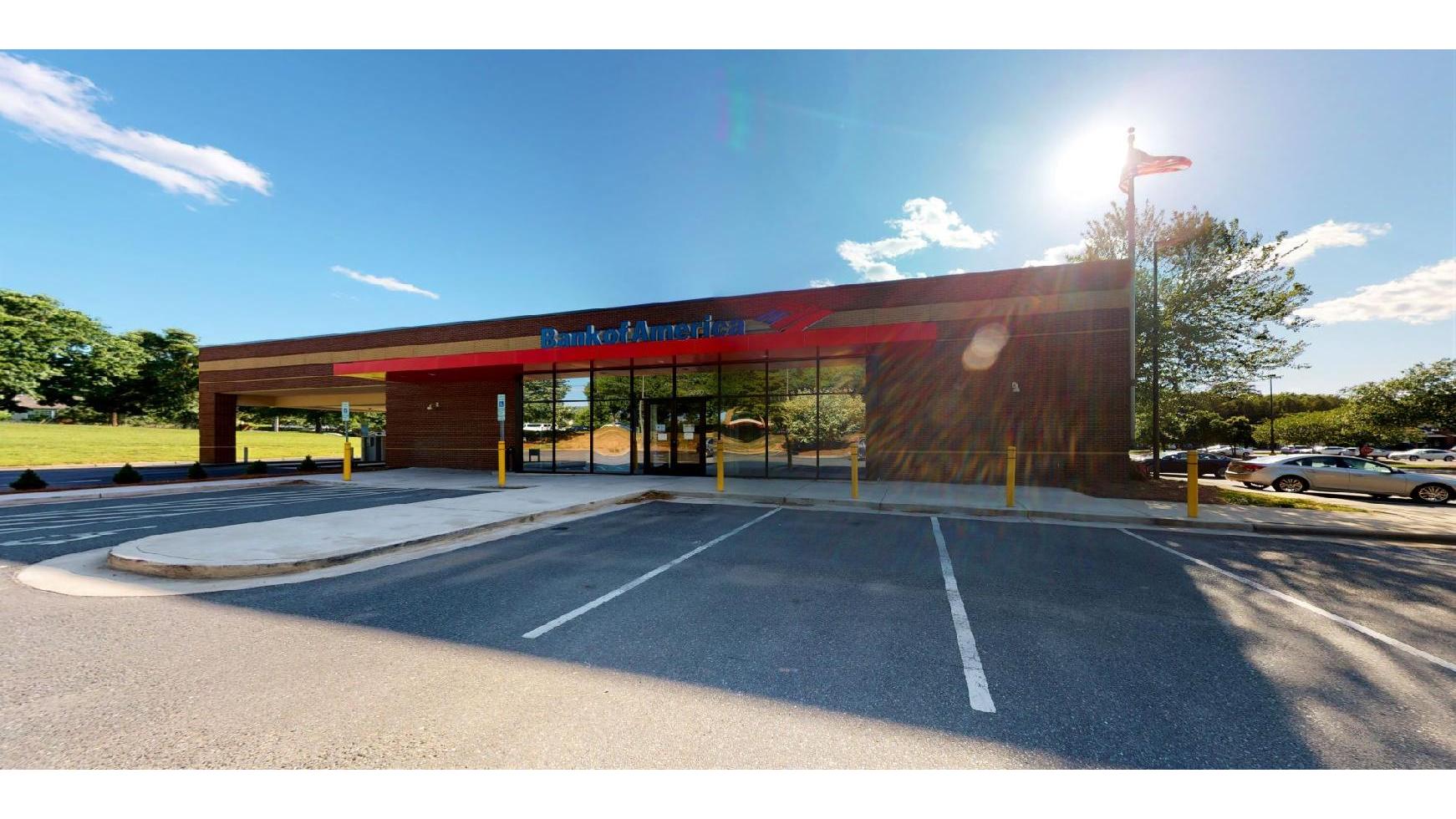 Bank of America (with Drive-thru ATM) 01