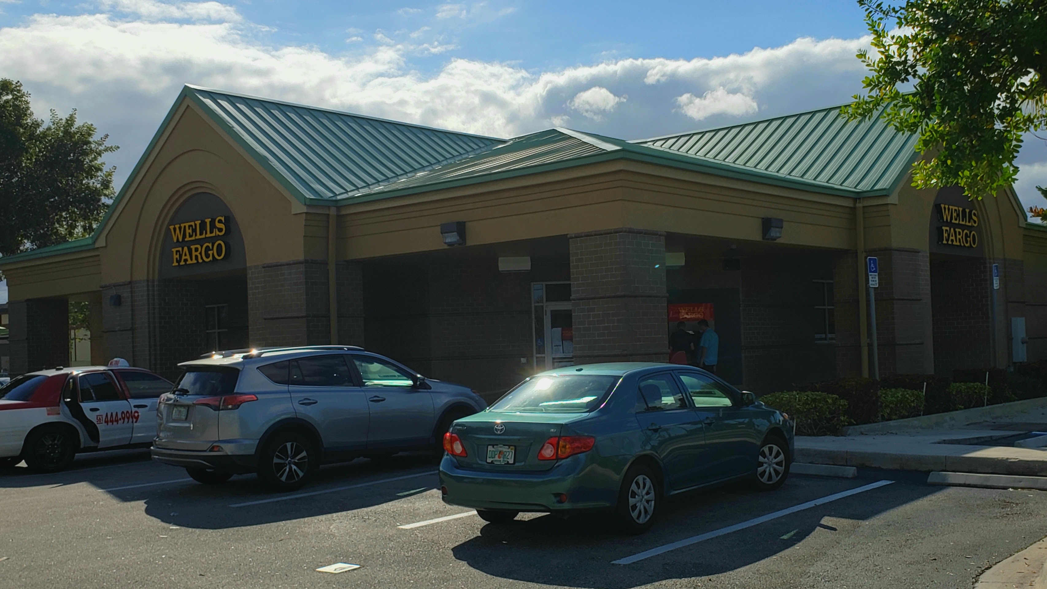 Wells Fargo Bank 01