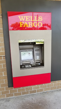 Wells Fargo Bank 02