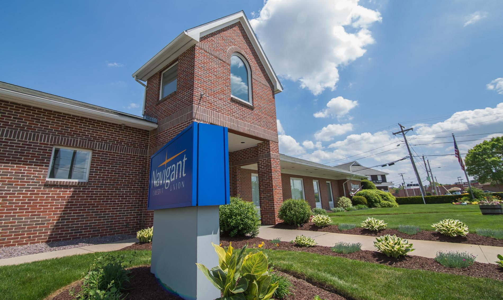 Navigant Credit Union 01