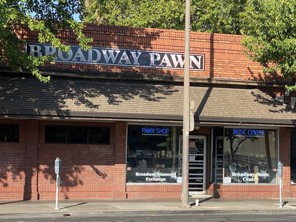 Broadway Pawn 01