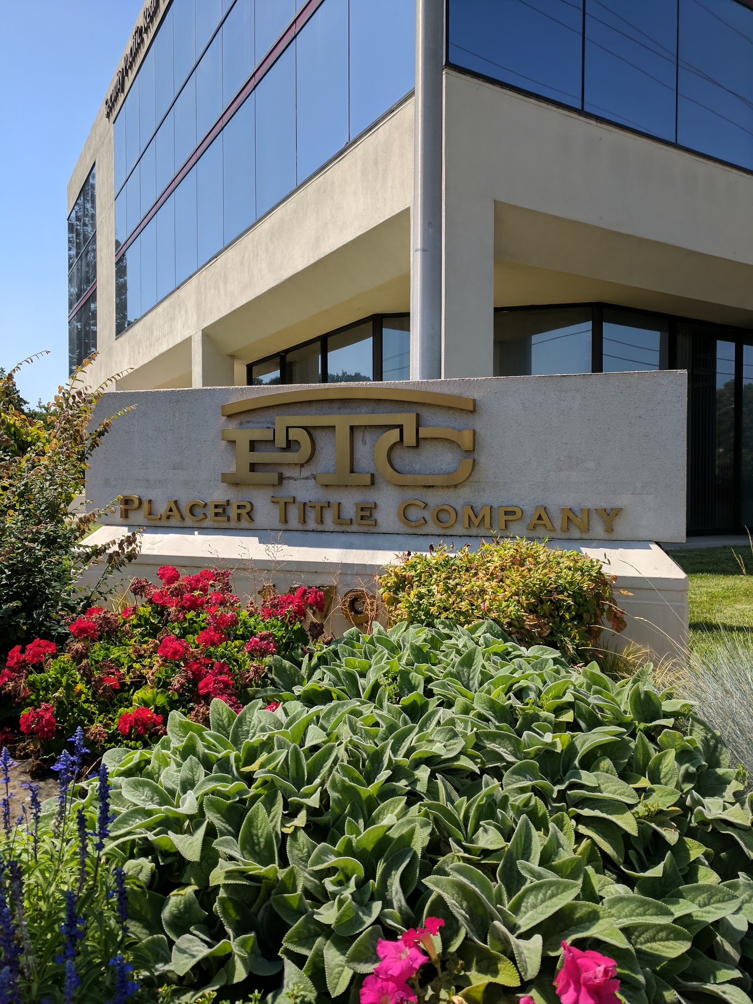 Placer Title Company 01