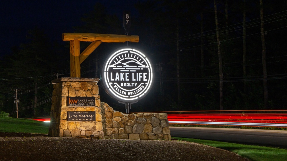 Brie Stephens - Lake Life Realty - Compass New England 01