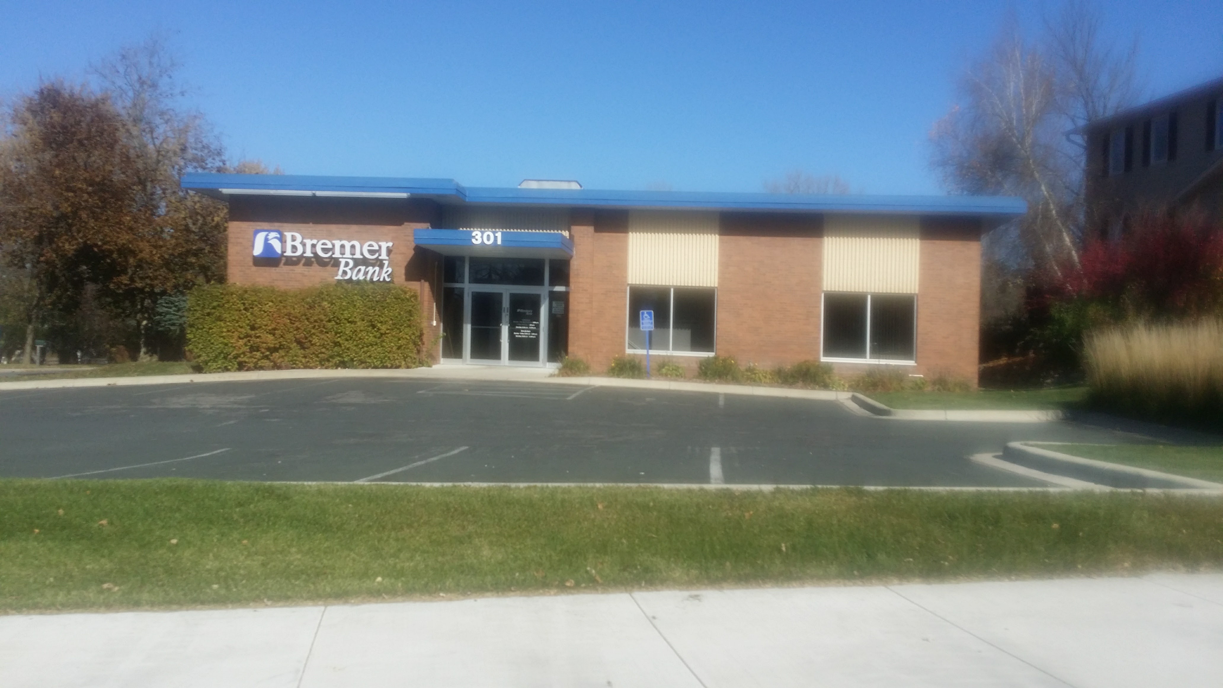Bremer Bank 01