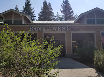 Bank of the West 04